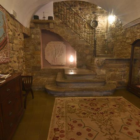 Pensio Bellmirall Жирона Экстерьер фото